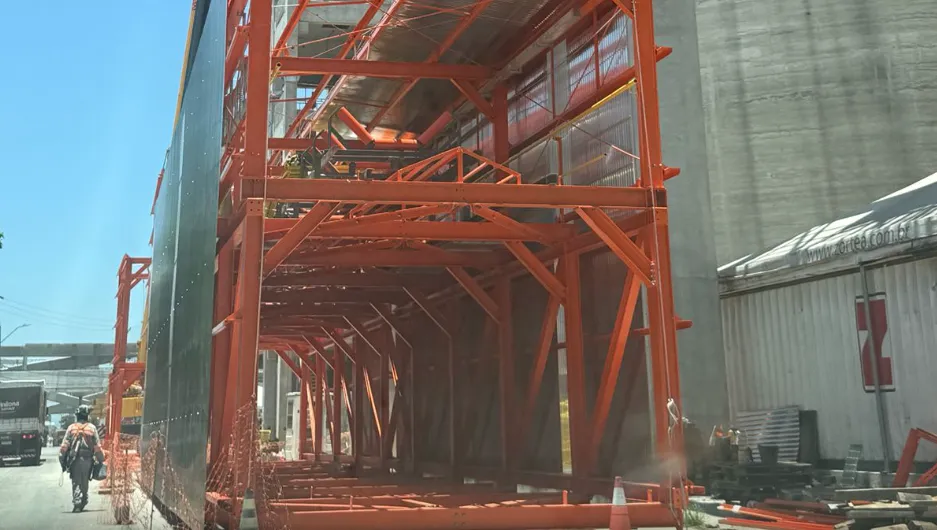 Correia Transportadora no Paraná